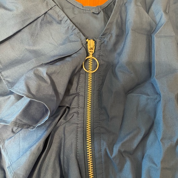 Cobalt blue zipper front ruffle trim crop top - Picture 4 of 4